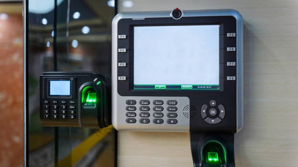 how do access control systems contribute to retail security