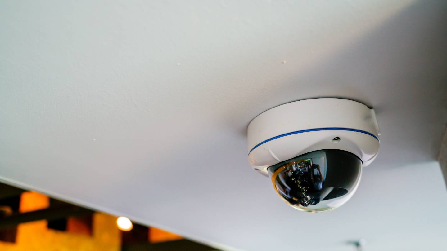what are the key benefits of implementing cctv systems in hotels 2