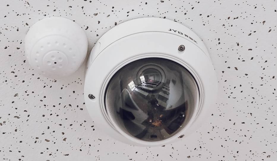 when should you consider using ptz cameras for your surveillance needs 1